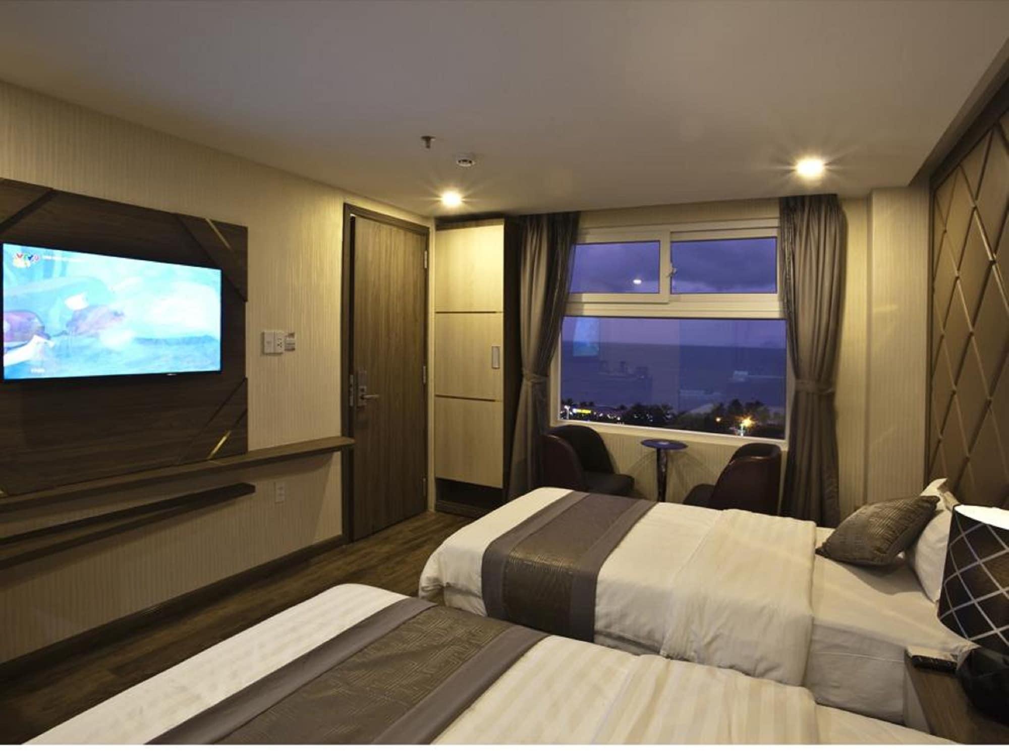 New Sun Hotel Нячанг Екстер'єр фото